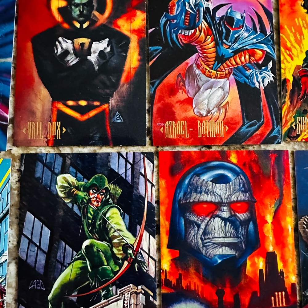 DC Comics Skybox 1994 Trading Card Collection (52) - Picture 14 of 16